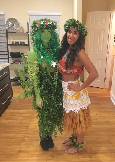 Moana Halloween Costume, Family Themed Halloween Costumes, Te Fiti, Halloween Duos, Themed Halloween Costumes, Moana Birthday Party, Book Week Costume, Diy Kostüm, Diy Bebe