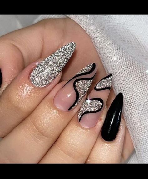 Gel Nail Art Designs, Subtle Nails, Christmas Gel Nails, Pretty Nail Art Designs, Sparkly Nails, Fancy Nails, Chic Nails, Classy Chic, Gel Nail Art