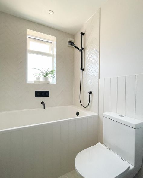 Shop our tiny bathroom 🛍️ this space is only 1.5x1.5m so was super tricky to get everything we wanted to fit in here! But here are all the products we’ve used in our little bathroom to create a relaxing space: Bath tub 1400x800cm @duravit via @victorianplumbinguk Toilet @victoriaplumuk Slimline sink @victorianplumbinguk DIY vanity unit MDF @mdfdirect Black sink tap, bath tap, shower, controls, waste all the Arezzo range from @victorianplumbinguk Vanity unit worktop @houseofworktops Hea... Farrow Ball Strong White, Light Above Mirror, Sink Toilet Combo, Hexagon Floor Tiles, White Beadboard, Little Bathroom, Hexagon Floor, Sink Toilet, Herringbone Wall