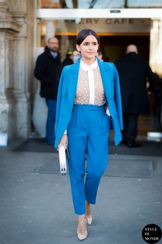 STYLE DU MONDE / Milan Fashion Week FW 2014 Street Style: Mira Duma  // #Fashion, #FashionBlog, #FashionBlogger, #Ootd, #OutfitOfTheDay, #StreetStyle, #Style Mira Duma, Miroslava Duma, Pantsuits For Women, Looks Chic, Feminine Outfit, Blue Pants, Blue Suit, Mode Inspiration, Work Fashion