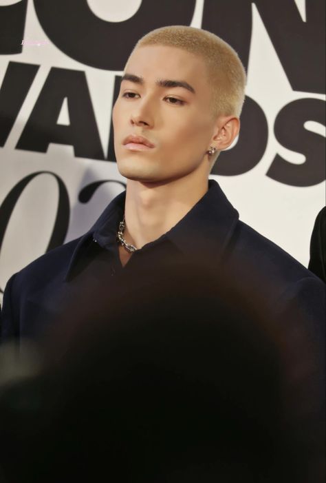 Korean Buzzcut, Style Buzzcut, Buzz Cut Lengths, Buzz Cut Boys, Buzzcut Haircut, Doberman Aesthetic, Mika Hashizume, Psl Gods, Asian Men Short Hairstyle