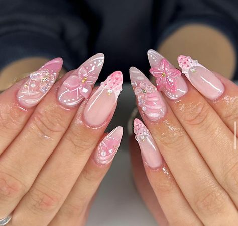 Champagne Almond Nails, Vacation Almond Nails, Vacation Nails Pink, Pink Vacation Nails, Nails Kurz, Xoxo Nails, Uni Nails, 3d Flower Nails, Summery Nails