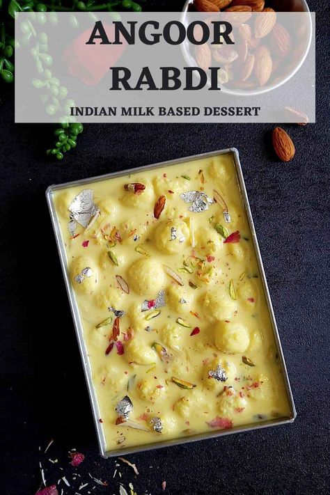 Paneer Dessert Recipes, Bengali Sweets Recipe, Chili Paneer Recipe, Indian Deserts, Rabdi Recipe, Chili Paneer, Bengali Sweets, Indian Mithai, Indian Milk