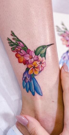 Hummingbird Tattoo Watercolor, Tattoos Birds, Hummingbird Flower Tattoos, Red Bird Tattoos, Tiny Bird Tattoos, Bird Tattoos For Women, Drawing Bird, Tattoo Bird, Bird Tattoos