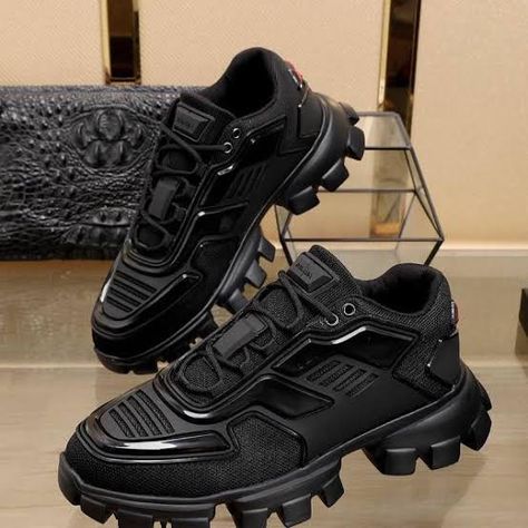 Cloudbust Thunder, Black Sneaker, Mens Shoes Sneakers, Ideas Style, Home Ideas, All Black Sneakers, All Black, Men's Shoes, Shoes Sneakers