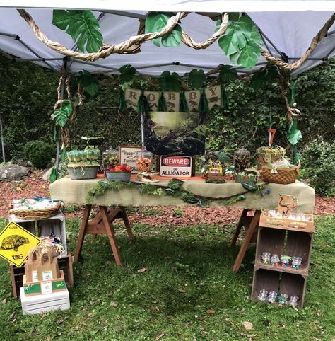 Snakes / Reptiles Birthday Party Ideas | Photo 1 of 47 Alligator Birthday Parties, Swamp Party, Alligator Birthday, Snake Birthday, Snake Party, Reptile Party, Tbt Instagram, 16th Birthday Decorations, Sloth Birthday