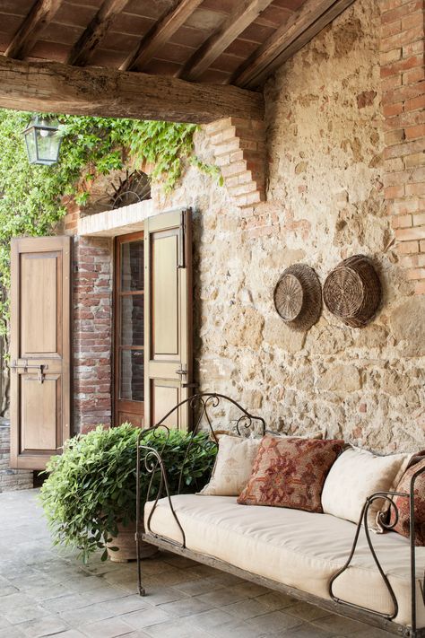 Italian Farmhouse, Casa Country, Rustic Italian, Tuscan Villa, Tuscan House, Italian Home, Diy Concrete, Stone Cottage, Wedding Rustic