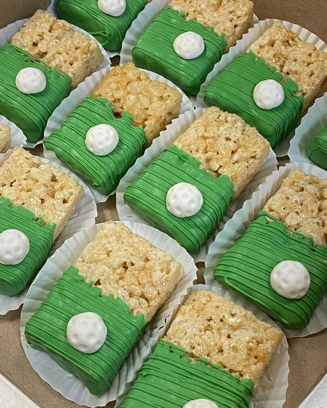 It was a golf themed weekend for us ! ⛳️ . . . . #holeinone #golftheme #golfcake #kidsbirthday #firstbirthday #firstbirthdaycake #ocbakery #buttercream #fondant #ricecrispytreats Sand Trap Golf Food, Golf Rice Krispies, Golf 21st Birthday, Golf Themed Treats, Golf Dessert Table, 1st Birthday Golf Theme Cookies, Hole In One First Birthday Cupcakes, Golf Party Desserts, Hole In One Cupcakes