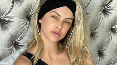 Lala Kent Makeup, Lala Kent Hair, Lala Kent, Skincare Inspiration, Respect Women, Shiny Skin, Oil Skin Care, Facial Moisturizers, Moisturizer With Spf