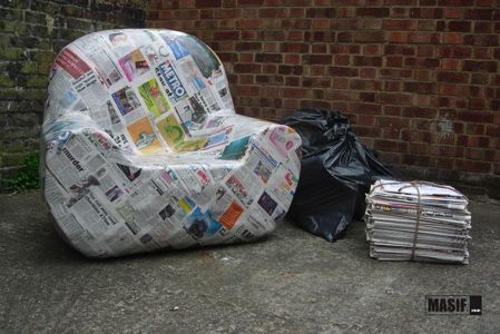 The mould used to manufacture this paper macher armchair was inflatable. Once the120 layers of newspaper had been layered onto the mould the inflatable was removed after it dried. The product was meant to highlights mass consumption and also makes effective use of waste material. Paper Mache Furniture Diy, Papermache Structure, Paper Mache Chair, Paper Mache Furniture, Armature Sculpture, Recycle Design, Paper Architecture, Tetra Pak, Paper Mache Art