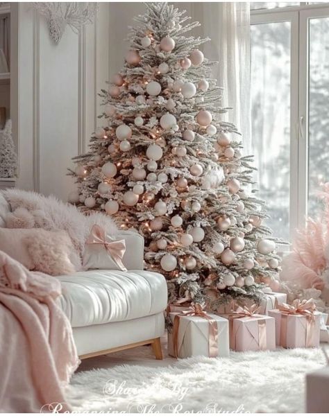 Pink Christmas Bedroom, Pink Xmas Tree, Fall Christmas Tree, Pink Christmas Tree Decorations, White Christmas Tree Ideas, Christmas Tree Inspo, Smelling Good, Whimsical Christmas Trees, Christmas Dreaming