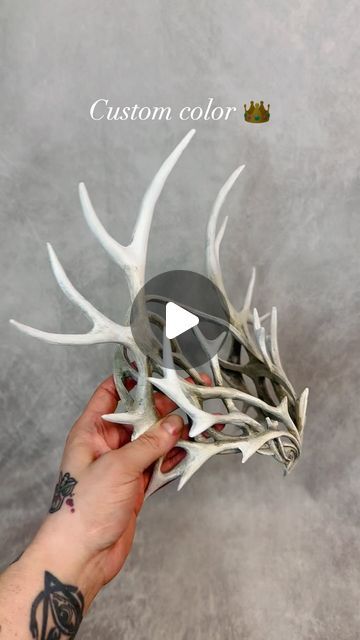 Antler Crown Diy, Cowboy Witch, Bone Crown, Antler Headdress, Druid Costume, Larp Diy, Diy Antler, Antler Crown, Diy Crown