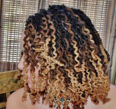 Locs On Women, Coloring Locs, Sisterlocks Hairstyles, Women Dreadlocks, Styles Locs, Dreadlocks Hairstyles, Sister Locks, Long And Short Hair, Dyed Tips