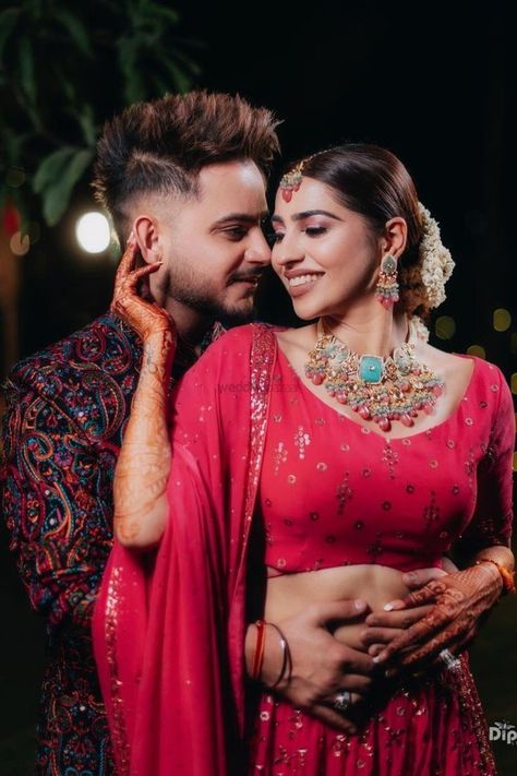 Pria Beniwal, Milind Gaba, Reception Poses, Groom Hairstyle, Millind Gaba, Engagement Portraits Poses, Reception Couple, Indian Wedding Poses, Bride Photos Poses