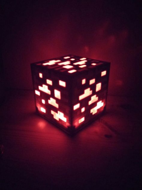 Minecraft Redstone. Red Minecraft Aesthetic, Minecraft Light, Minecraft Redstone, Light Ideas, Minecraft, Bee, Lighting, Quick Saves