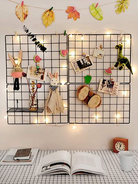 Metal Grid Wall Decor Bedroom, Diy Grid Wall Display, Metal Grid Wall Decor, Grid Wall Decor, Metal Wall Grid, Picture Display Wall, Wall Grid, Photo Wall Display, Grid Wall