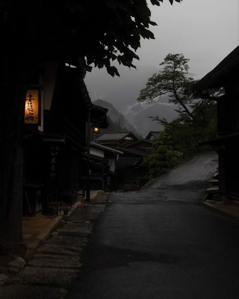 Relaxing Forest, Quiet Photos, Izana Kurokawa, Japanese Village, Quiet Girl, Chinese Aesthetic, Dark Paradise, Night Scenery, Japan Aesthetic