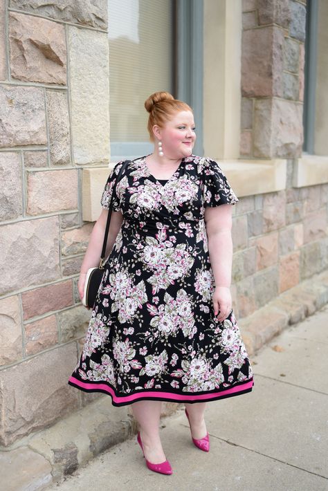 #ad 3 Spring Dresses for National Dress Day 2019: featuring three plus size dresses from Catherines styled for Easter and spring weddings and bridal showers. #catherines #catherinesplus #catherinesstyle #springstyle #nationaldressday #nationaldressday2019 #springoutfit #springdress #easterdress Xxl Size Dresses Style, Plus Size Church Outfits, Spring Dresses For Wedding, Plus Size Spring Dresses, Week Outfits, Alexa Webb, Outfits Gorditas, Casual Outfits Plus Size, Long Tunic Dress