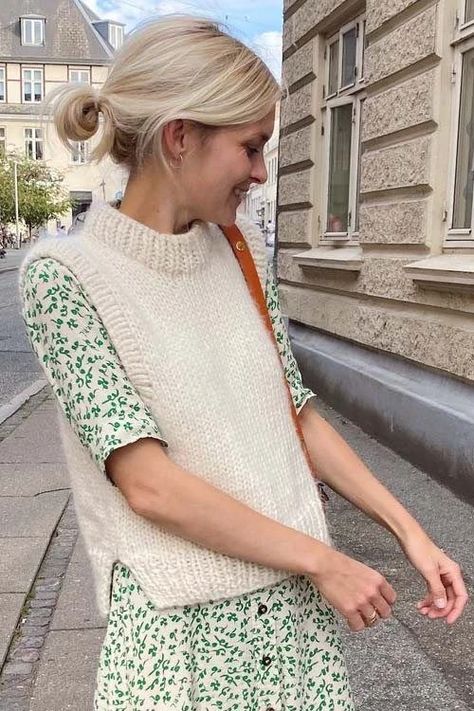 Knit Vest Pattern, Vest Pattern, Mode Inspo, 가을 패션, Knit Fashion, Looks Style, Mode Inspiration, Passion For Fashion, Style Me