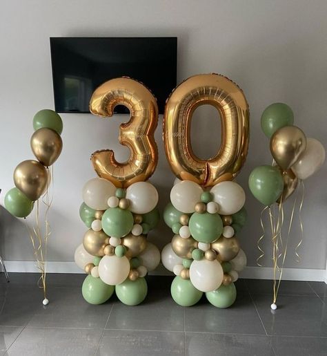 60 Ballon Decoration, Bollones Decorations For Birthday, 26 Birthday Decorations, Simple 50th Birthday Decorations, 30th Balloon Ideas, 30 Birthday Balloon Ideas, 60th Birthday Backdrop Ideas, Simple Balloon Decorations For Birthday, 50th Balloons