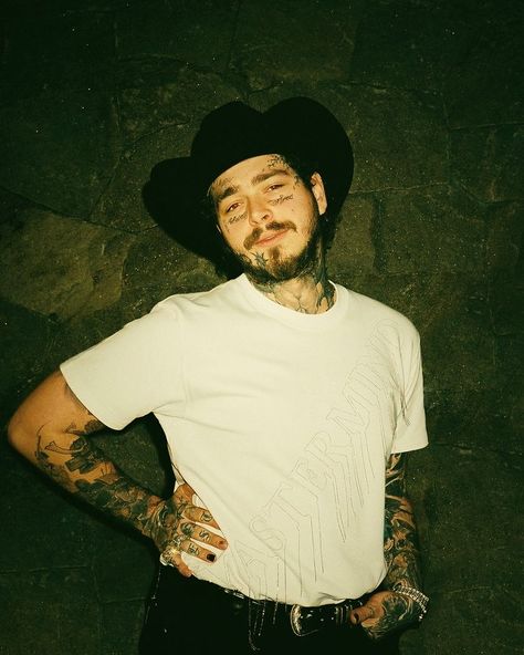 #postmalone #green #aesthetic New Post Malone, White Iverson, Post Malone Lyrics, Post Malone Wallpaper, Post Malone Quotes, Best Dressed Man, Love Post, Lil Pump, Lyrics Aesthetic