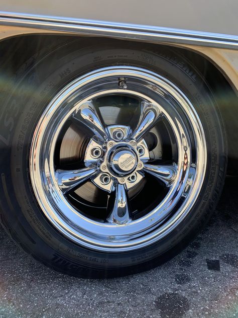 15” American Racing Wheels style VN615 with Chrome finish on Landsail tires Blue Rims Wheels, 5x100 Wheels, Black And Red Rims Wheels, American Force Wheels, American Racing Wheels, Racing Wheel, American Racing, Car Wheel, Chrome Finish