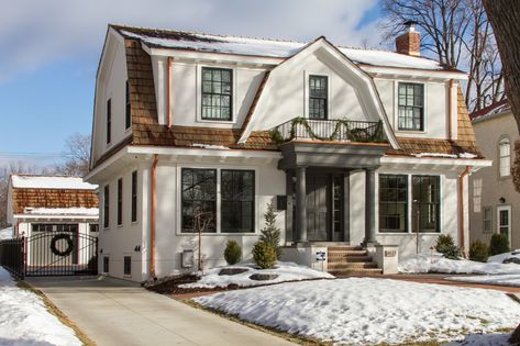 Dutch Colonial Exterior, Dutch Colonial House, Colonial Remodel, Stucco House, Dutch Colonial Homes, Ranch Remodel, Gambrel Roof, Colonial Exterior, Stucco Homes