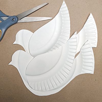 Paper Plate Dove Template, How To Make A Dove Out Of Paper, Paper Plate Dove Craft, Dove Paper Plate Craft, Paper Plate Doves, Peace Dove Template Printable, Dove Preschool Craft, Dove Crafts For Kids Sunday School, Dove Paper Craft