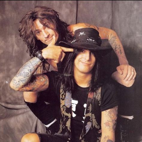 Nikki Sixx and Tommy Lee Mötley Crüe Tommy Lee Motley Crue, Motley Crue Nikki Sixx, Nikki Baby, 80s Hair Bands, Vince Neil, Motley Crüe, 80s Bands, Nikki Sixx, Tommy Lee