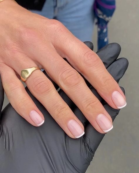 Bridal French Nails, Nail Art For Short Nails, Art For Short Nails, Nice Nails, Lady Fingers, Casual Nails, Digital Portfolio, Cute Gel Nails, Best Nail Art