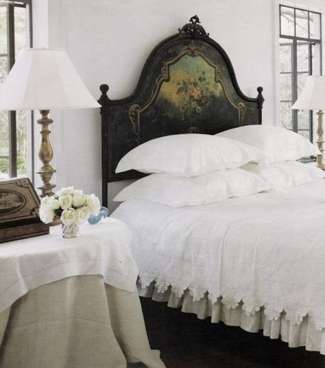 black headboard white bed linenes | Black Bed with White Bedding Vintage Rooms, Bed Dressing, Painted Headboard, Antique Headboard, Antique Bed, White Linens, Beautiful Home Gardens, Bedroom Redo, Black Headboard