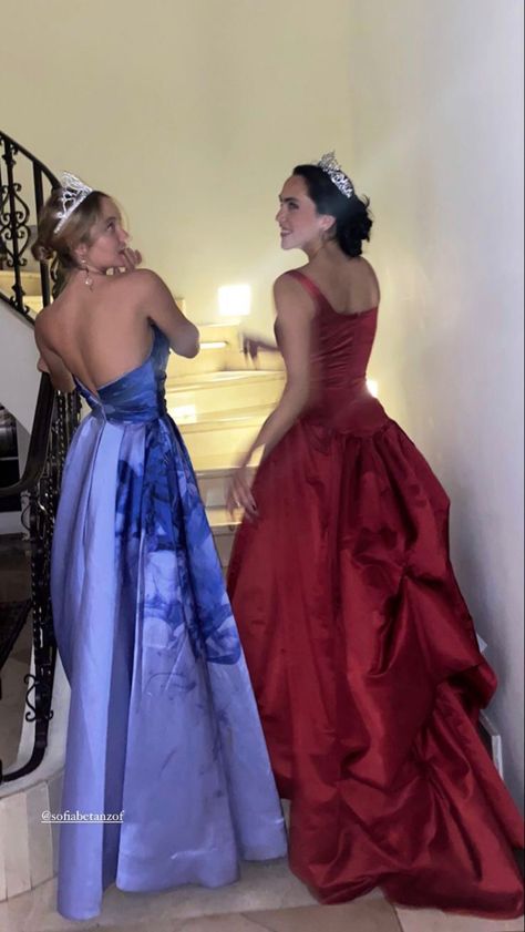 Bestie Aesthetic, Gowns Aesthetic, Stephanie Garber, Girl Movies, Dress Aesthetic, Princess Aesthetic, Fancy Party, Gala Dresses, Girls Birthday