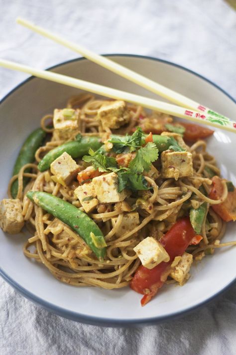 Vegan Satay Noodles — madeleine olivia Madeline Olivia, Vegan Satay, Madeleine Olivia, Satay Curry, Satay Noodles, Tofu Satay, Easy Noodles, Satay Tofu, Noodles Spicy