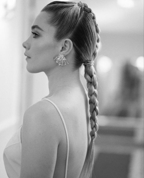 Lily Rose Depp Side Profile, Florence Pugh Side Profile, Florence Pugh Aesthetic, Princess Irulan, Nose Jobs, Black Widow Aesthetic, Perfect Nose, Addison Rae, Florence Pugh