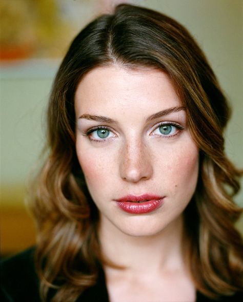 Megan Draper, Jessica Pare, Clear Spring, Celebrity Photography, Spring Makeup, Celebrity Portraits, Bright Spring, People Magazine, Mad Men