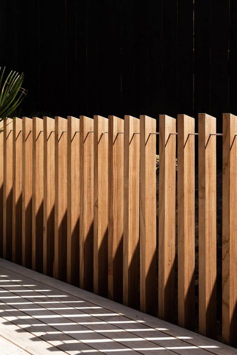 Feature Balustrades - An Architectural Trend - Abodo Wood Balustrade Design, Wood Fence Design, Modern Fence Design, Front Fence, Timber Fencing, Wrought Iron Fences, Pool Fence, Modern Fence, Railing Design