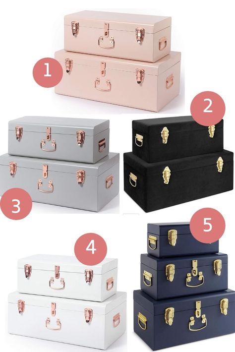 Storage Ideas For Small Rooms, Room Decor Bedroom Rose Gold, Bedroom Storage Ideas, Room Grunge, Painted Trunk, Storage Bedroom, Small Bedrooms, Decor Cake, Storage Trunks