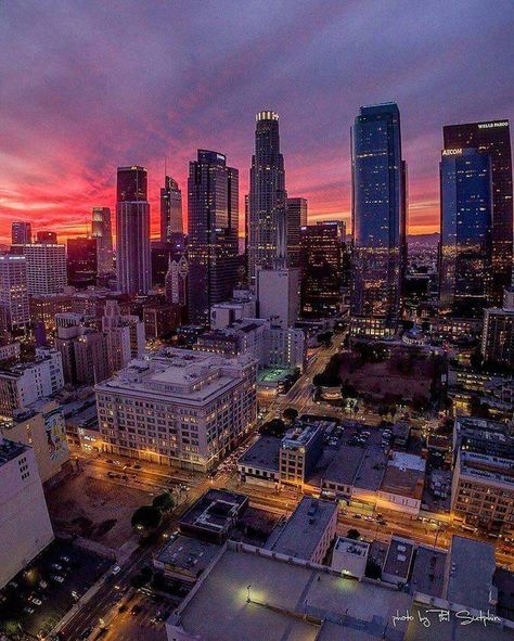 Los Angeles Nightlife, Iphone Wallpaper Hd Original, Los Angeles Aesthetic, Cityscape Wallpaper, Cali Life, Nyc Aesthetic, Los Angeles City, Urban Aesthetic, Utah Photography