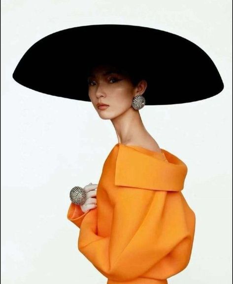 Xiao Wen Ju, Philip Treacy Hats, 1950s Fashion Dresses, Philip Treacy, 1950s Fashion, Hat Making, Fashion Photographer, Hat Fashion, Fashion Magazine