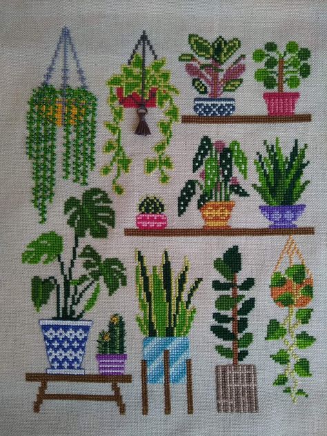 Plant Cross Stitch, Cactus Cross Stitch, Tiny Cross Stitch, Cross Stitch Landscape, Subversive Cross Stitch, Textiles Projects, Sewing Circles, Tapestry Kits, Pola Kristik