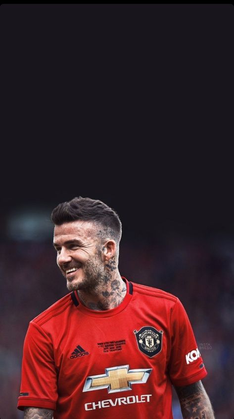 David Beckham 2000s, Beckham Manchester United, David Beckham Wallpaper, David Beckham Soccer, David Beckham Manchester United, David Beckham Football, Beckham Football, Football Heritage, Ricardo Kaka