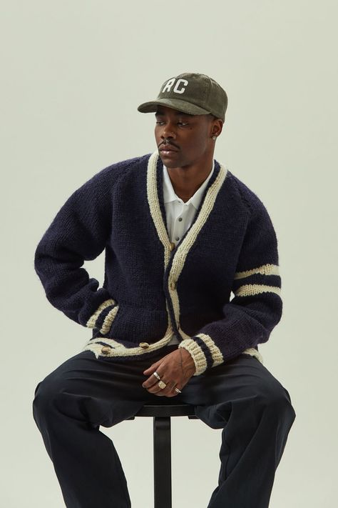 Reigning Champ Unveils New Handknit Collection | Hypebeast Blue Cardigan Outfit Men, Blue Knit Sweater Outfit, Preppy Outfits Men, Preppy Winter, Look Festival, Preppy Men, Varsity Sweater, Reigning Champ, Outfits Hombre