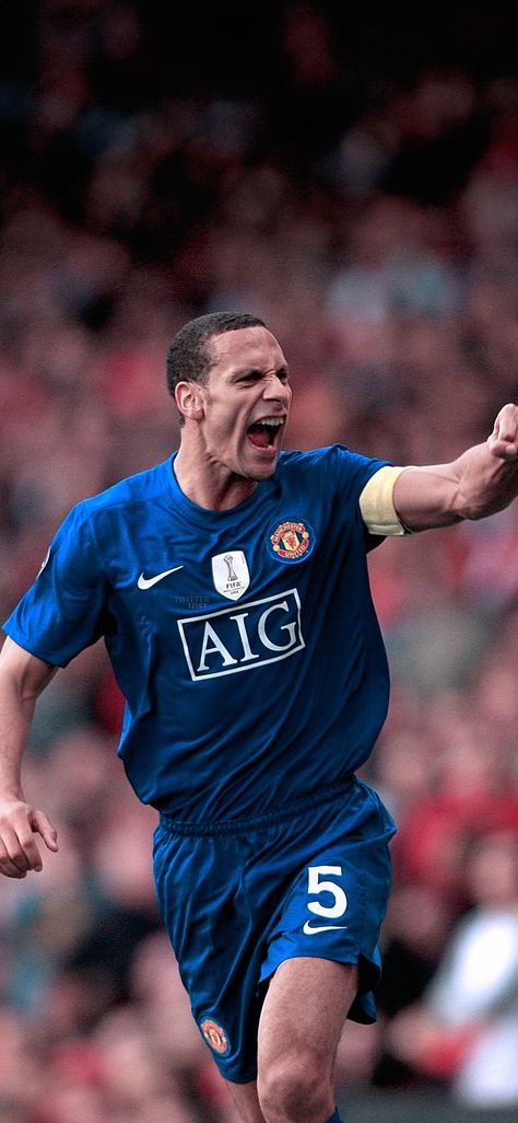 Rio Ferdinand Wallpaper, Cold Football Wallpaper 4k, Devils Wallpaper, Wallpaper Football Players, Football 4k, Aura Photo, Wallpaper Football, Rio Ferdinand, 4k Photos