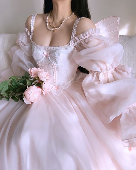 Romeo, where are thou Romeo? 🏹🕊️ this gown makes me want to frolic in fields and look out dramatically from a balcony, my main hobbies ofc dress: @selkie | dc SAMMIIASH to save top: @cosettediames | dc SAMMIIASH wings: @stonehart | dc SAMMIIASH 🎀 #selkiepartner #princesscore #pinkfeed #coquette #softglam #girlygirl #pinkaesthetic #ootd #angelcore Princess Dress Aesthetic, Pink Princess Dress, Princess Core, Flare Sleeve Dress, Dress Aesthetic, Aesthetic Board, Pink Princess, Fashion Aesthetic, Girly Girl