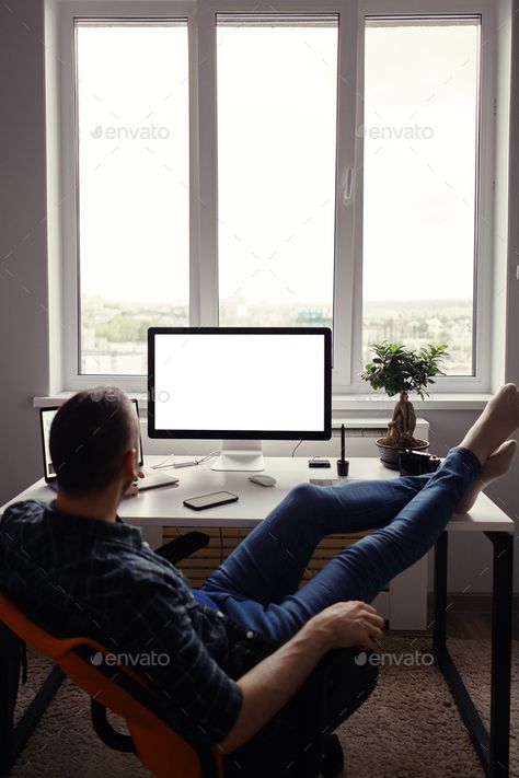 Man Relaxing, In Home Office, Happy Guy, Working Remotely, Man Sitting, Computer Table, Beautiful Photos Of Nature, Office Table, Vector Hand