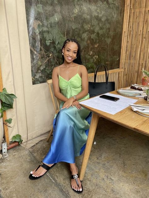 Lunch Date Dress Outfit, Afternoon Date Outfit, Lunch Outfit Ideas, Fashion Inspo Casual, Damsel In This Dress, Lunch Outfit, African Print Maxi Skirt, Modest Casual Outfits, Mode Tips