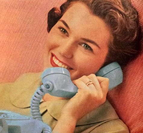 Telephone Vintage, Retro Housewife, Talking On The Phone, Retro Phone, Vintage Phones, Vintage Telephone, On The Phone, Retro Humor, The Old Days