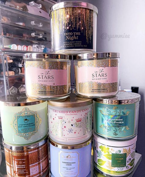 Candle Obsession, Best Smelling Candles, Bath N Body Works, Bath Body Works Candles, Bath And Body Works Perfume, Room Scents, Smell Goods, Cute Candles, Candle Aesthetic