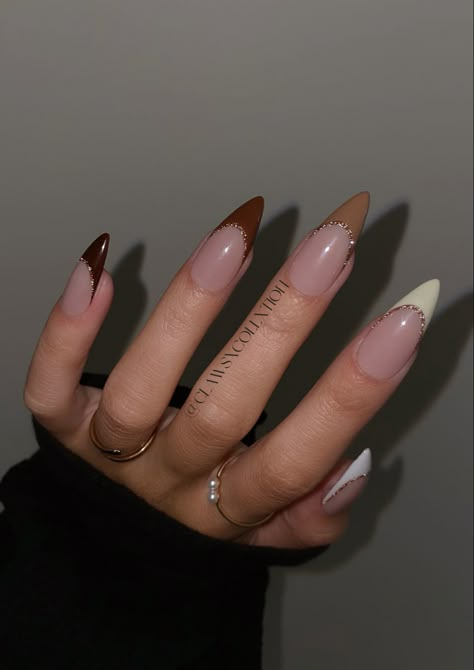 French Nails Autumn Style, Fall Ombre French Tip Nails, Different Shades Of Brown Nails French Tip, Nails Design Brown And White, Brown And Gold French Nails, Elegant Office Nails, Brown Almond Nail Ideas, Almond Brown Nails Design, Fall White French Tip Nails