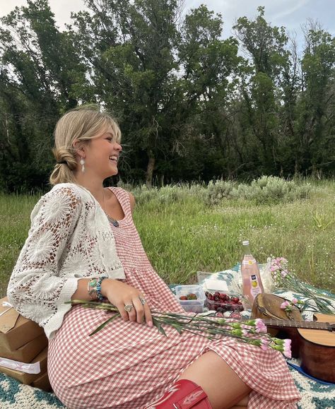 A Picnic, A Woman